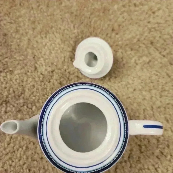 Vera Bradley by Barnes & Noble Tea for One Blue Rhapsody Tea Pot Set EUC - Picture 5 of 14